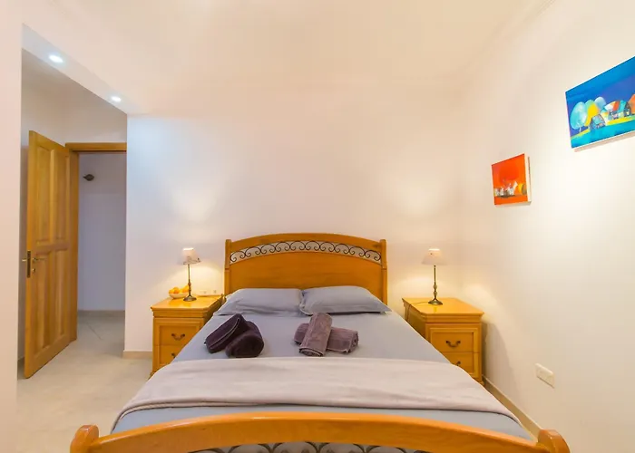 A Lovely By The Sea - Happy Apartment *