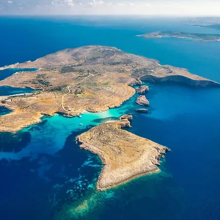 A Lovely By The Sea - Happy *